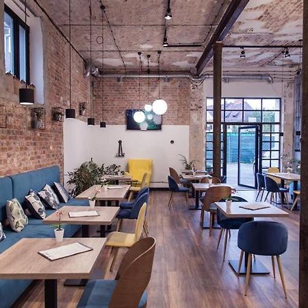 Hostel "Night O'Clock" - Restauracja, Parking I Darmowa Silownia Вроцлав Екстер'єр фото